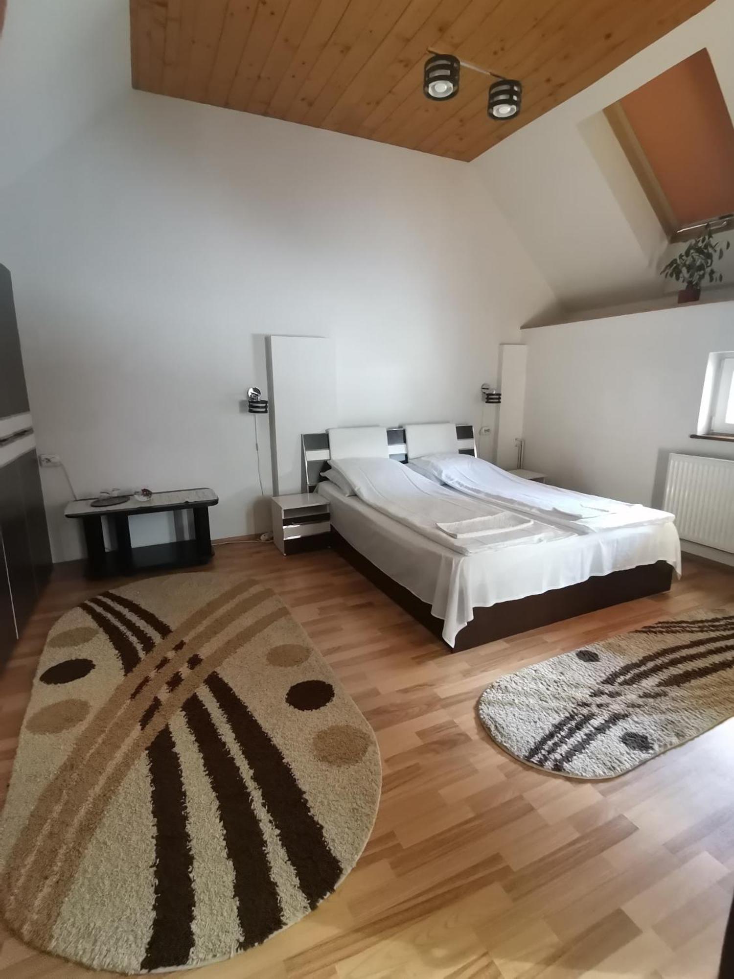 Hotel Casa Sara Săcele Exteriér fotografie