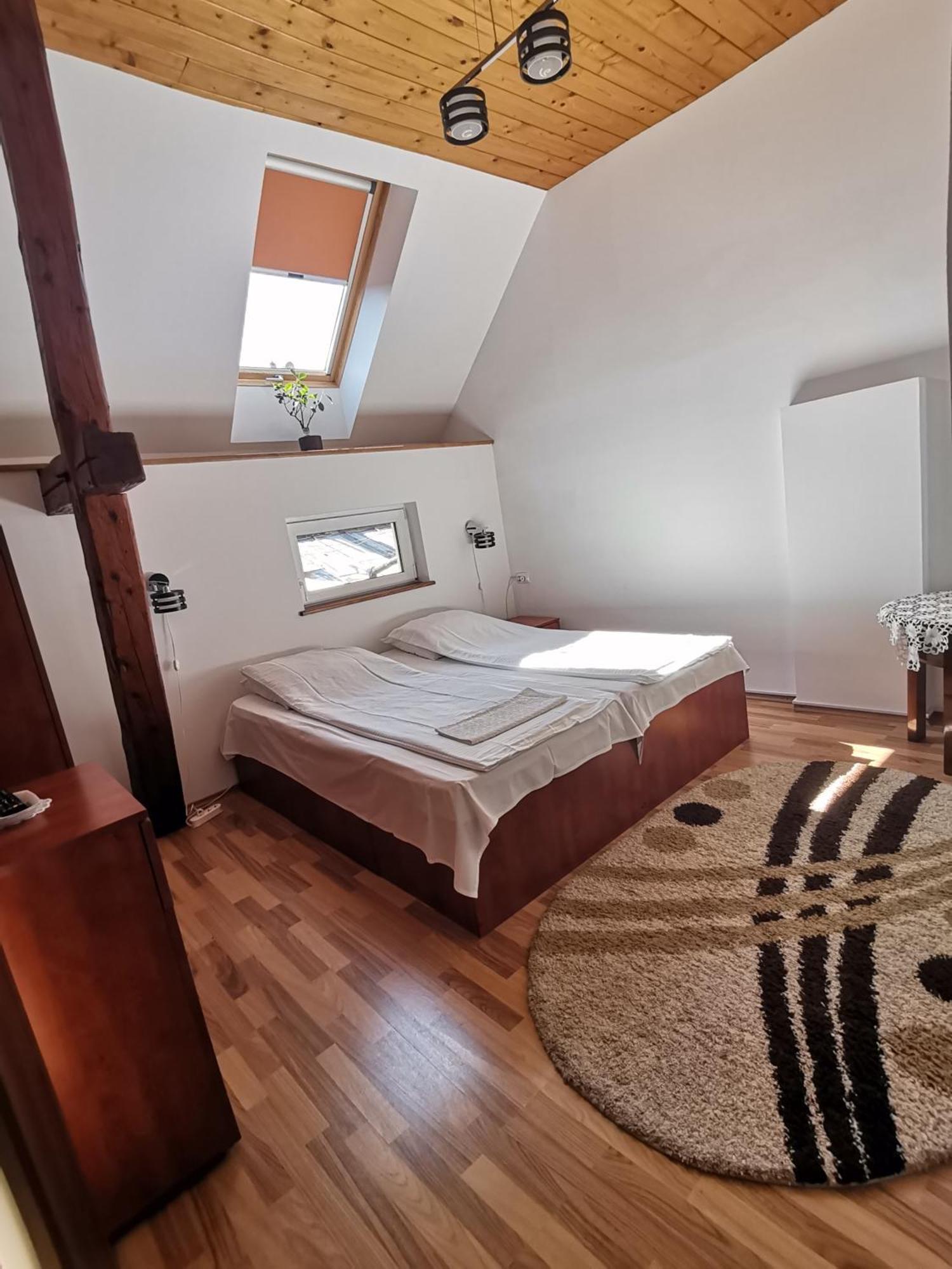 Hotel Casa Sara Săcele Exteriér fotografie